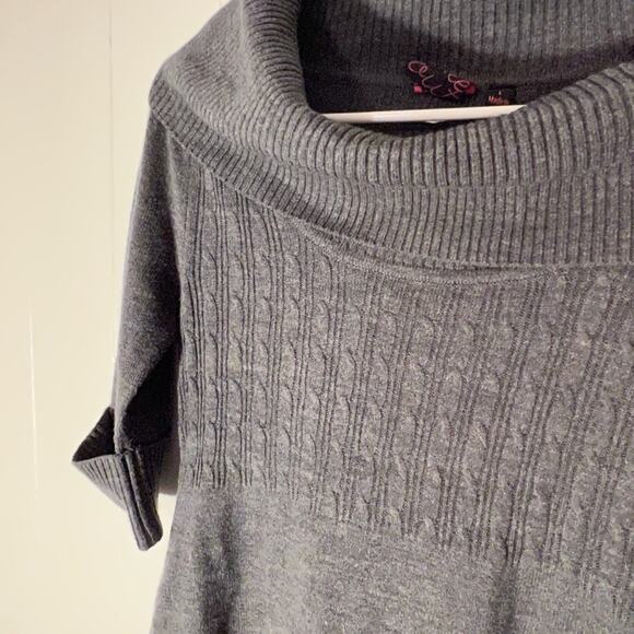 Take out ribbed cowl neck 1/2 sleeve gray sweater y2k style size large fall - Picture 3 of 7
